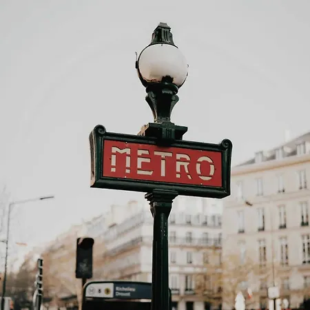 Cosy Cocoon For 2p Between Monceau & Batignolles 公寓